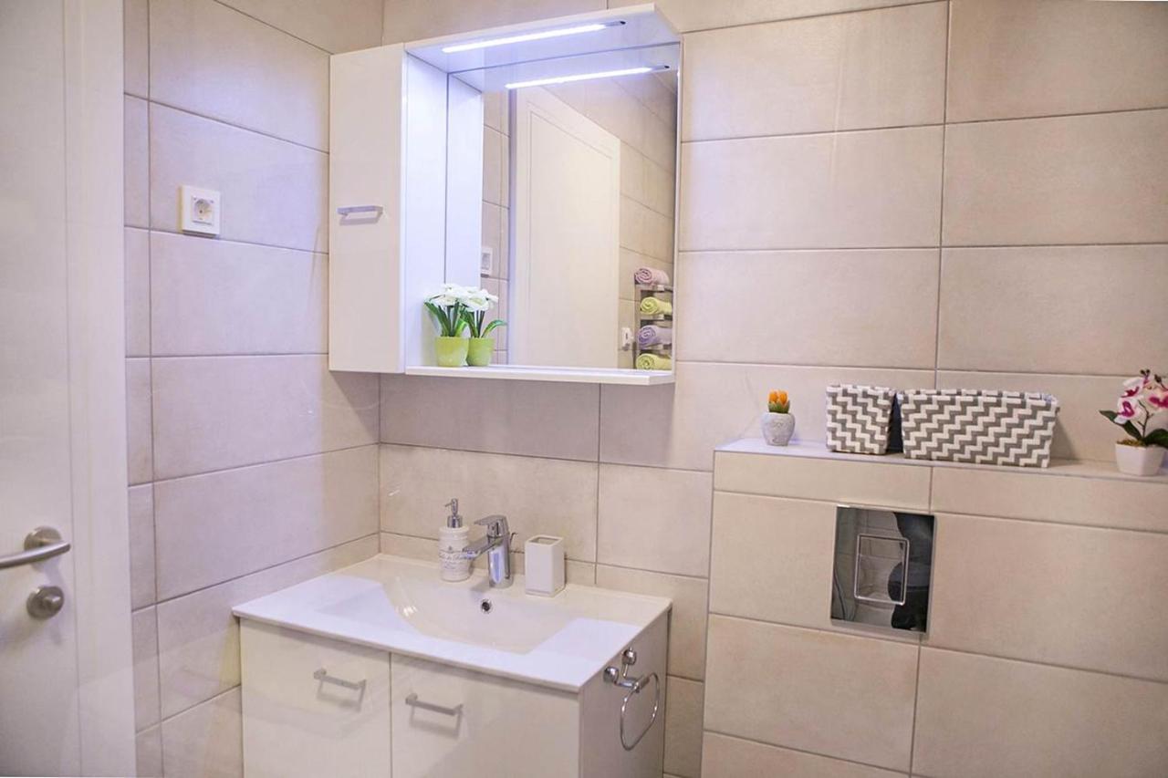 Apartment Sweet Daisy With Parking Zadar Exterior foto
